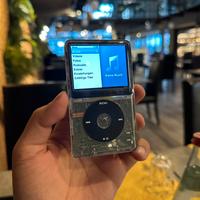 Apple iPod Classic 7ª Gen 160GB – Trasparente