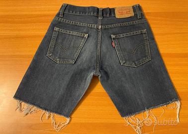 Levi’s short Woman 511 W27 Slim