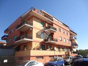3 LOCALI A ALBANO LAZIALE