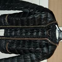 piumino.100 grammi nero con catena oro