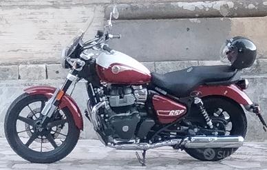 Royal Enfield Super Meteor - 2023