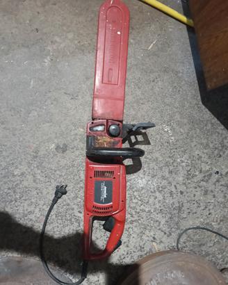 elettro sega jonsered