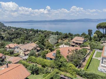 4 LOCALI A ANGUILLARA SABAZIA