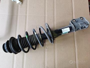 Ammortizz ant. dx TOYOTA VERSO-S 1329cc benz 2012