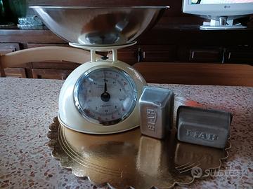 Bilancia da cucina e stampini elah