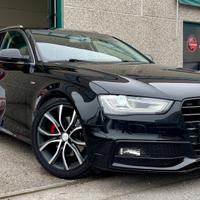 AUDI A4 AVANT 2.0 S-LINE TDI MULTITRONIC 150CV - F