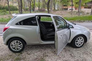 Opel corsa 1200 3 porte per neopatentati