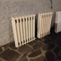 4 caloriferi in ghisa