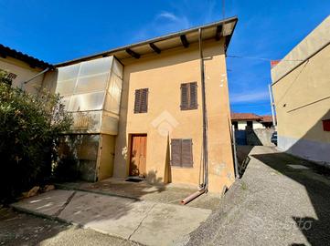 CASA SEMINDIPENDENTE A PINO D'ASTI