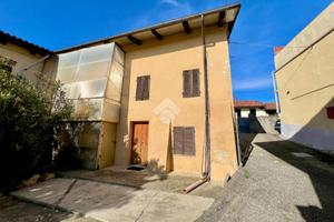 CASA SEMINDIPENDENTE A PINO D'ASTI