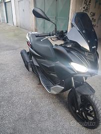 Aprilia SR GT 125