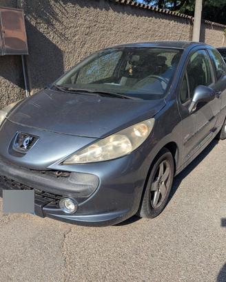 Peugeot 207 (Grandinata)