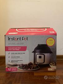 Instant Pot Duo Crisp + Friggitrice ad aria 5.7L