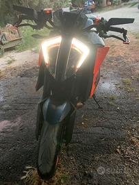 super duke 1290 r