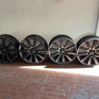 Cerchioni Range Rover Velar 21 molto belli