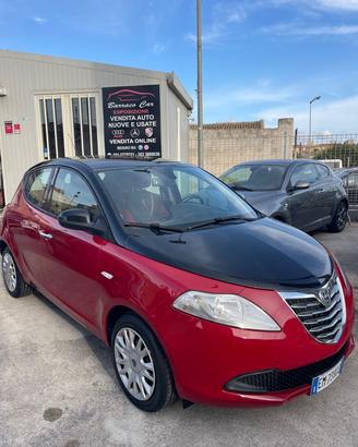 Lancia Ypsilon 1.2 69 CV 5 porte S&S Platinum