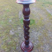 Colonna piedistallo in legno