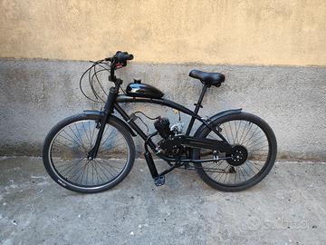 Bicicletta "Cafè Racer" a motore 80cc