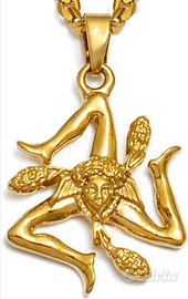 collana della Trinacria in acciaio inossidabile