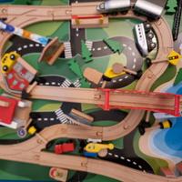 pista in legno tavolo attivita'