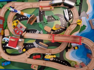 pista in legno tavolo attivita'