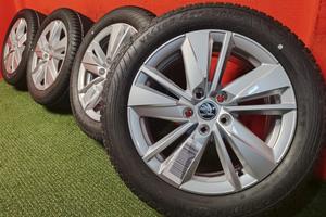 Cerchi Skoda Karoq Gomme 4 Stagioni NEW 215 55 17