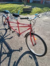 bicicletta tandem