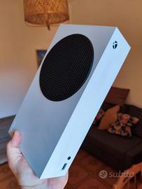 Xbox serie S 512gb + 2 controller + cuffie