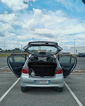 Toyota yaris 1.0