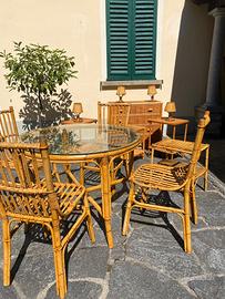 tavolo con quattro sedie in Bamboo