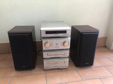 Stereo con casse