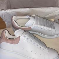 Alexander McQueen Rosa