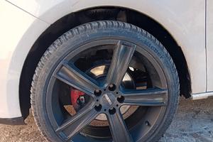 2 CERCHI IN LEGA MOMO DA 17"