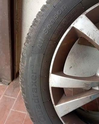 KLEBER Quadraxer 3 205/55 R16 con cerchi FORD