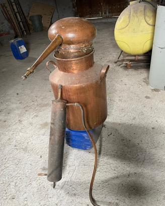 Alambico per distillazione grappa