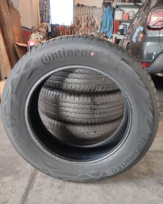 4 gomme Continental 215/60 R18