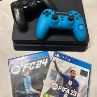 PlayStation 4 con 2 giochi e 2 controller