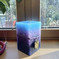 Candela di paraffina multicolore