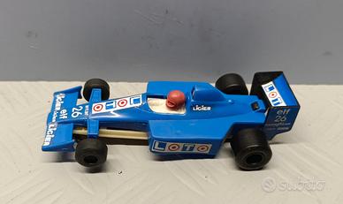 Slot car 1:32 polistil Ligier F1 1982