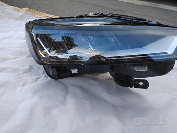 Faro Anteriore Destro Peugeot 3008 2025