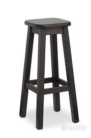 Coppia di sgabelli in faggio tinta noce