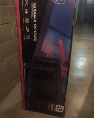 Monitor OLED 49 Pollici