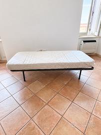 Brandina pieghevole singola con materasso