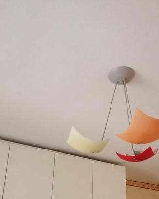 Lampadario in vetro colorato