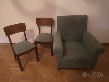 Coppia sedie e poltrona vintage abbinati