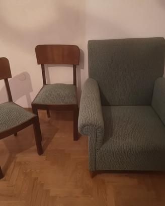 Coppia sedie e poltrona vintage abbinati