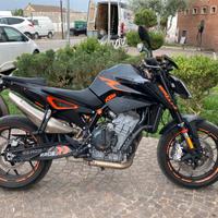 KTM 890 Duke - 2021