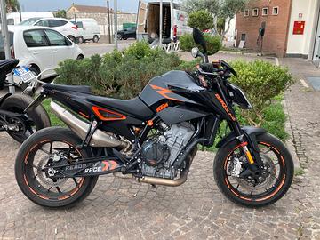 KTM 890 Duke - 2021