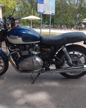 Triumph Bonneville se 