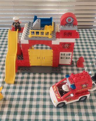 LEGO DUPLO Caserma Pompieri+Pezzi assorti extra!